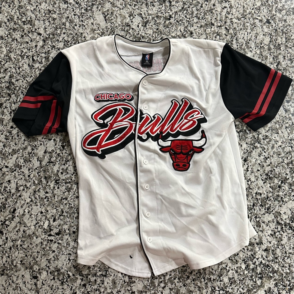 chicago bulls jersey shirt